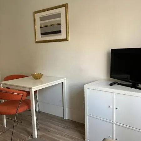 Fantastic 1 Bedroom At Roma Avenue - 1b