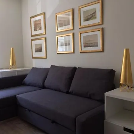 Apartment Fantastic 1 Bedroom At Roma Avenue - 1b Lisbon
