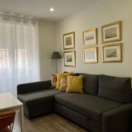 아파트 Fantastic 1 Bedroom At Roma Avenue - 1b 리스본